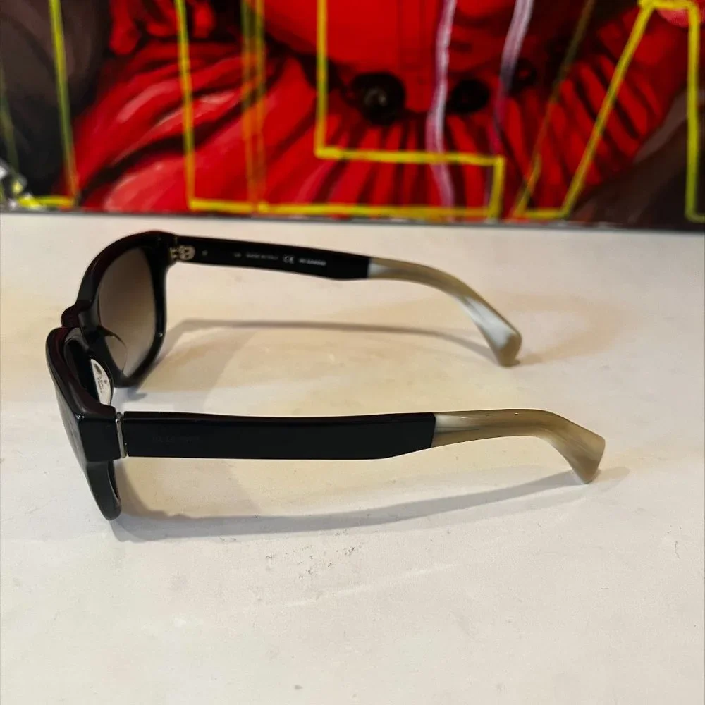 Jil Sander Black Sunglasses with Gradient Lenses